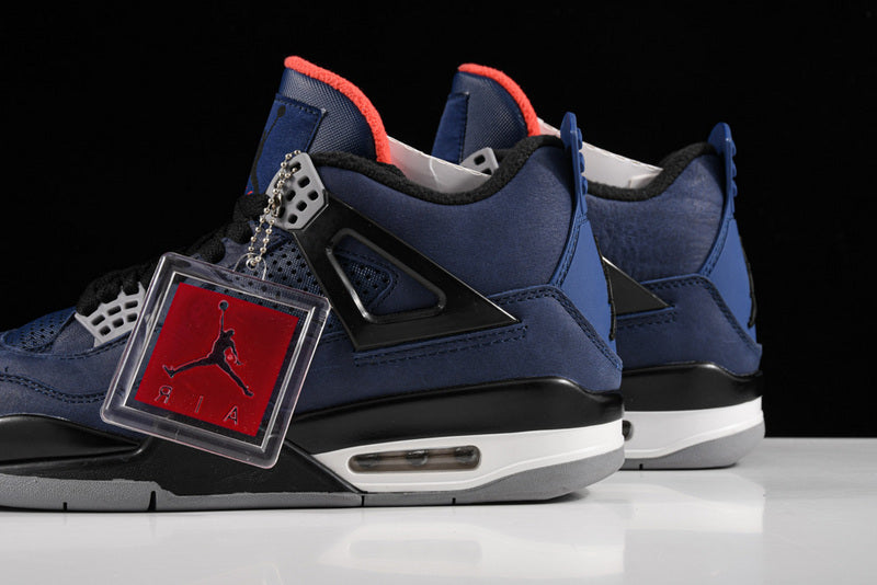 AJ4