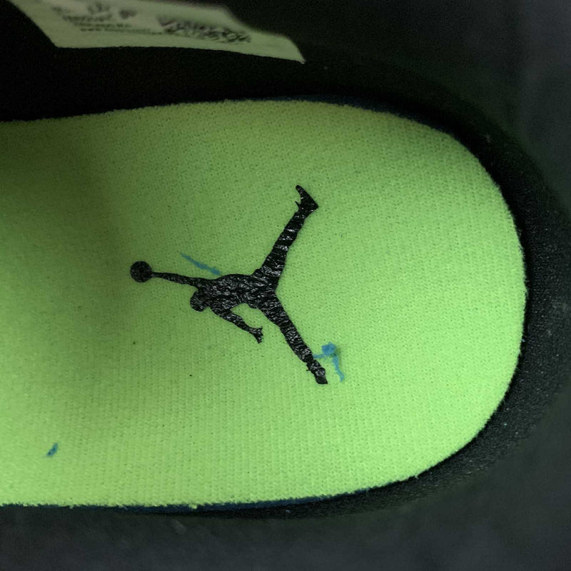 AJ4