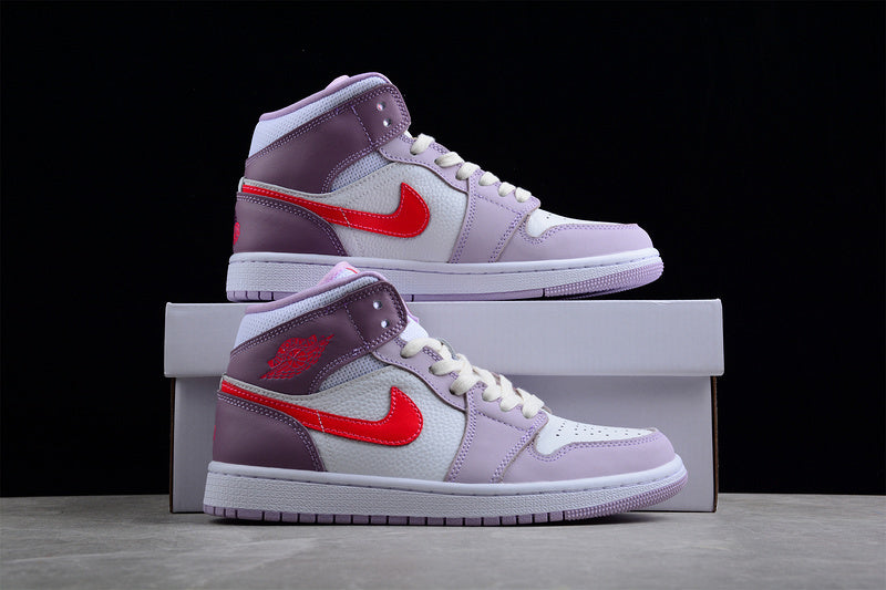 AJ1 Mid