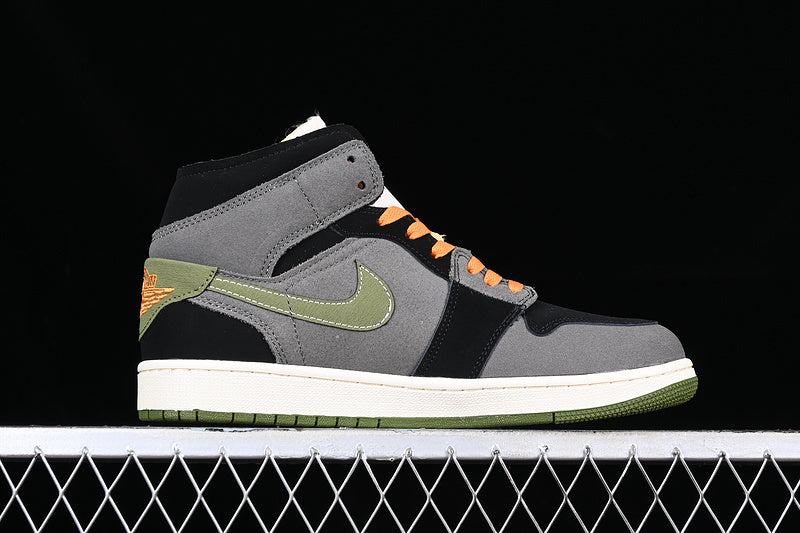AJ1 Mid