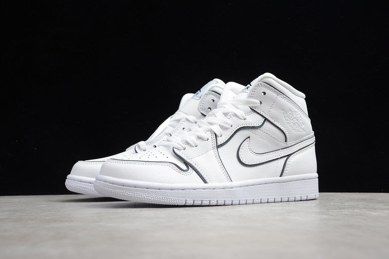 AJ1 Mid