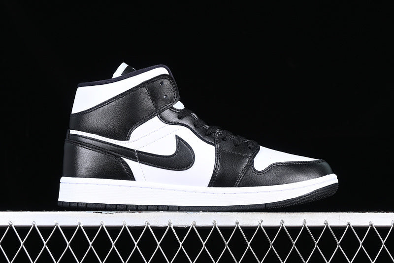 AJ1 Mid