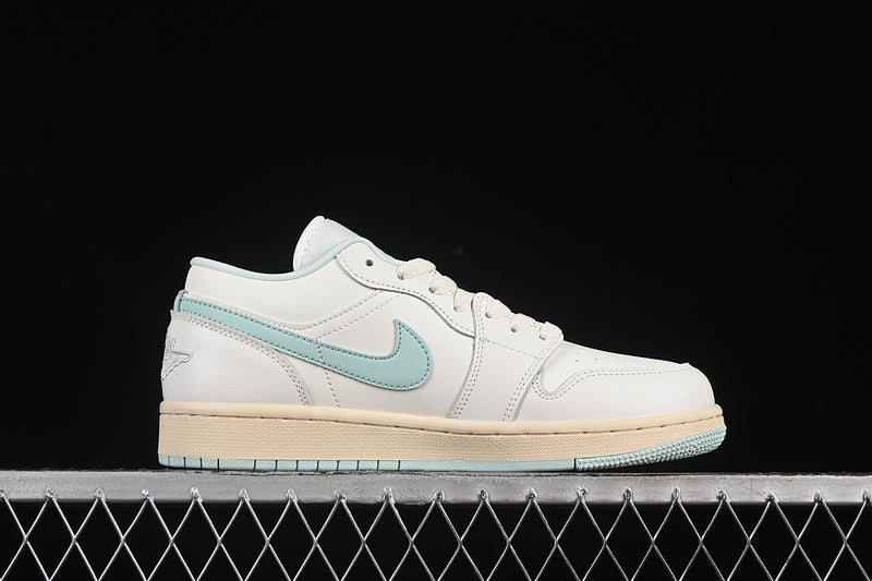 AJ1 Low