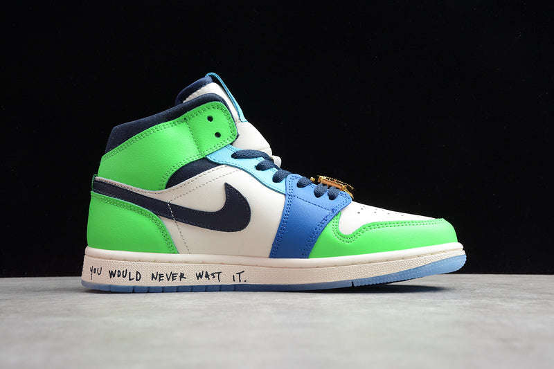 AJ1 Mid