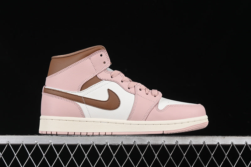AJ1 Mid