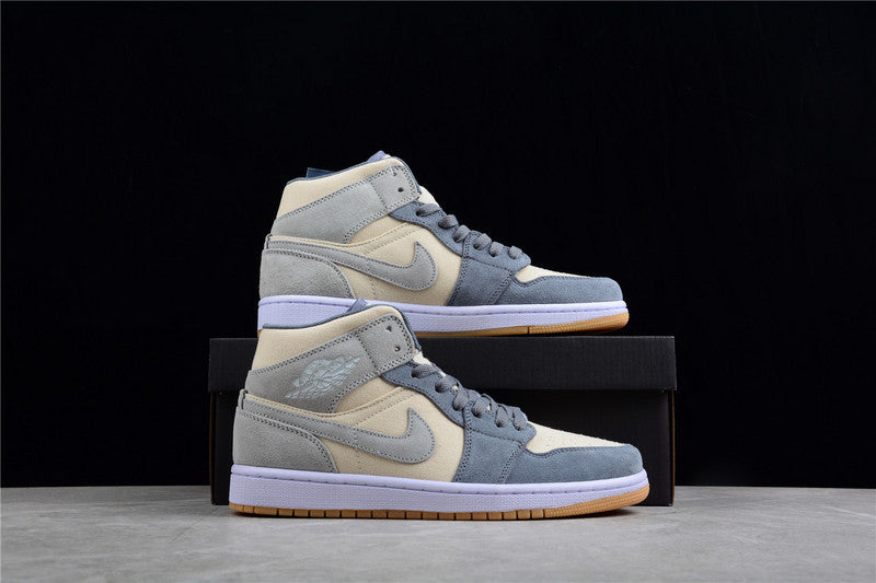 AJ1 Mid
