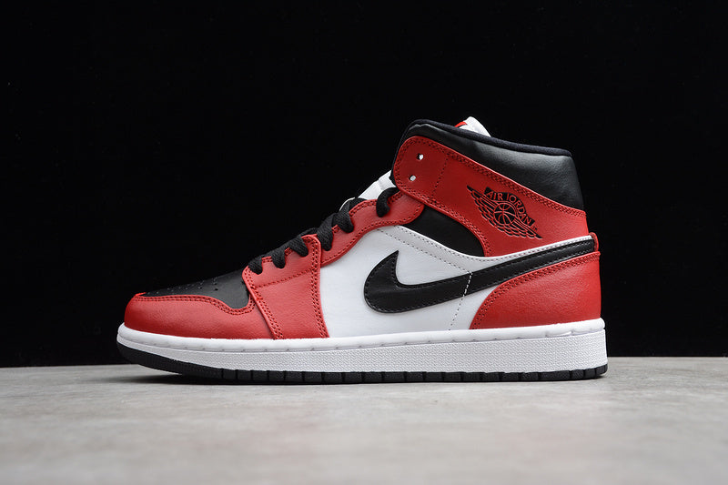 AJ1 Mid