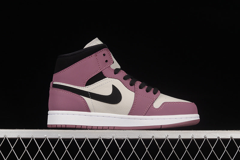 AJ1 Mid