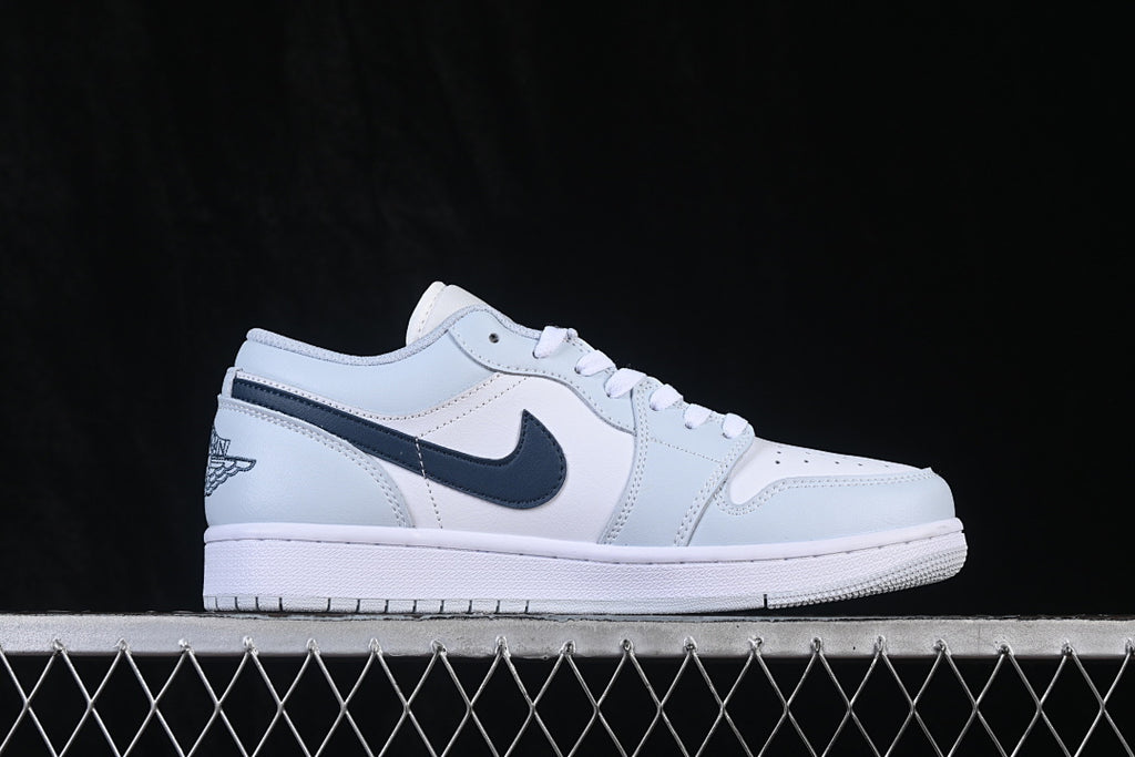 AJ1 Low