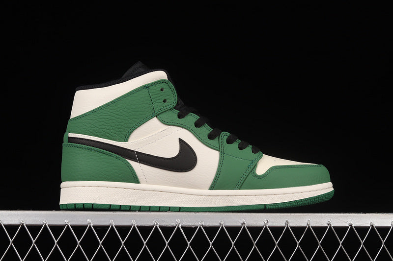 AJ1 Mid