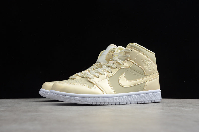 AJ1 Mid