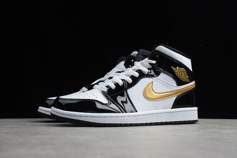 AJ1 Mid