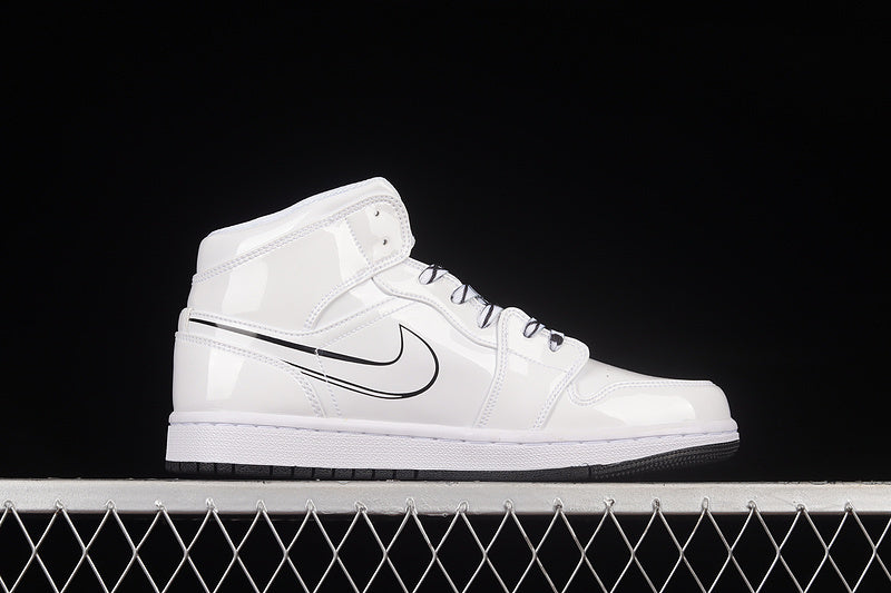 AJ1 Mid