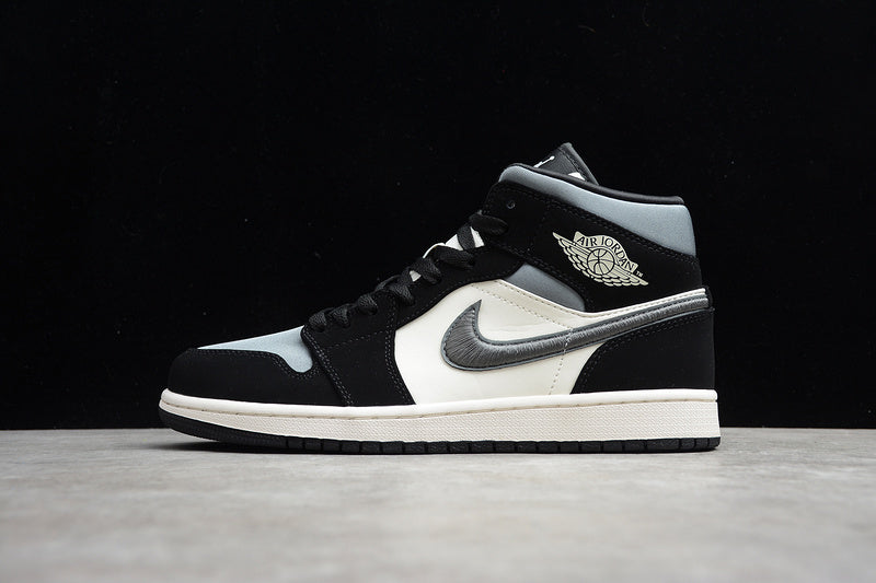 AJ1 Mid