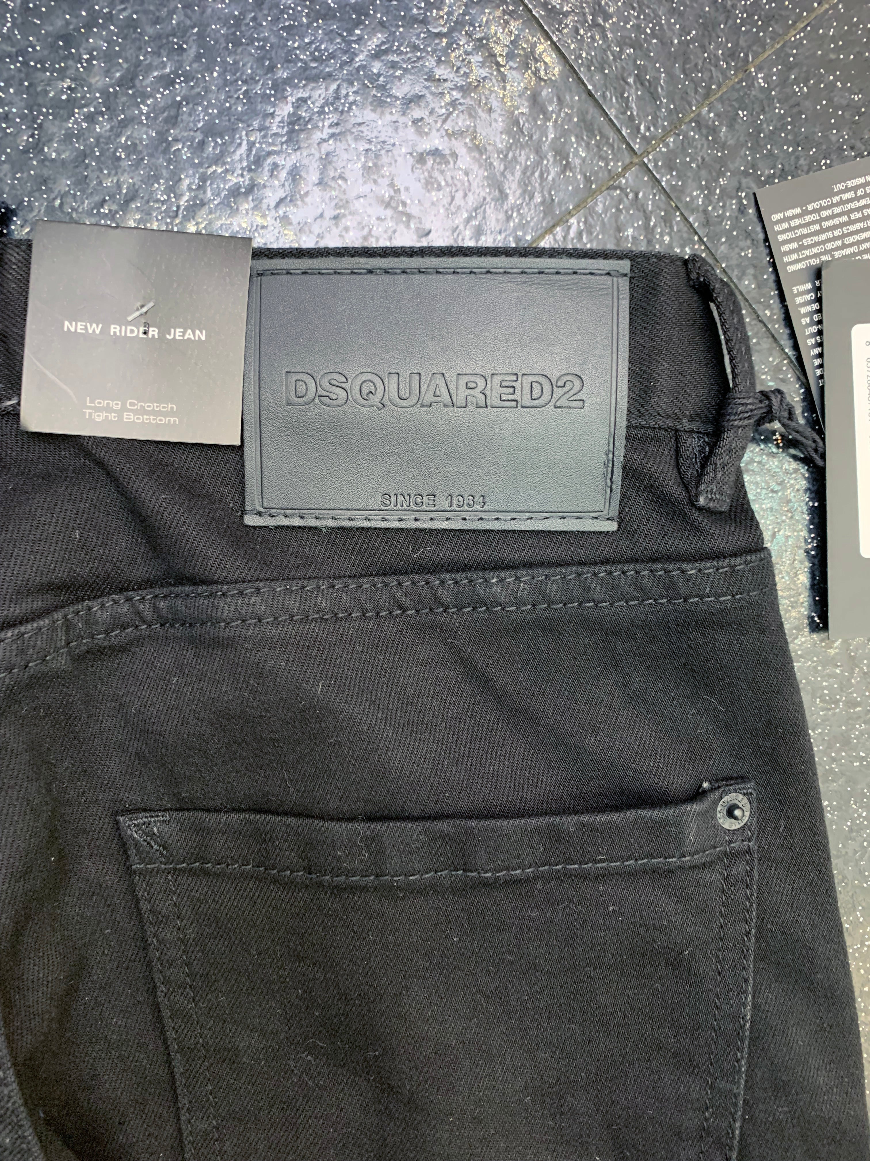 D2 Jeans