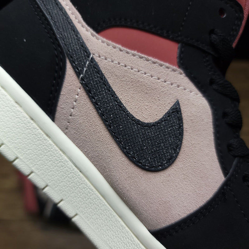 AJ1 Mid