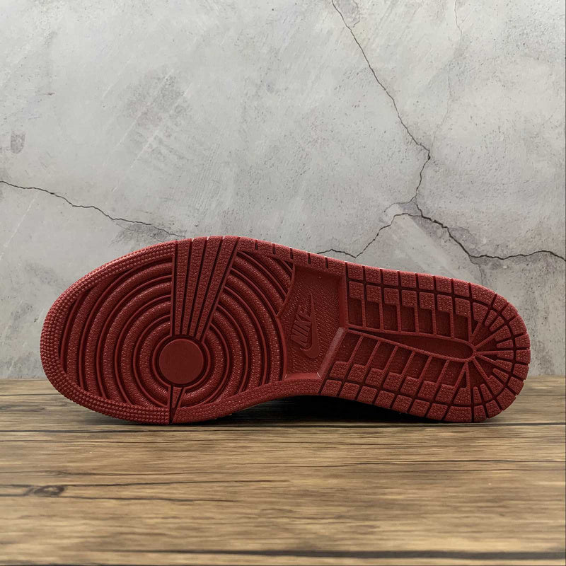 AJ1 High