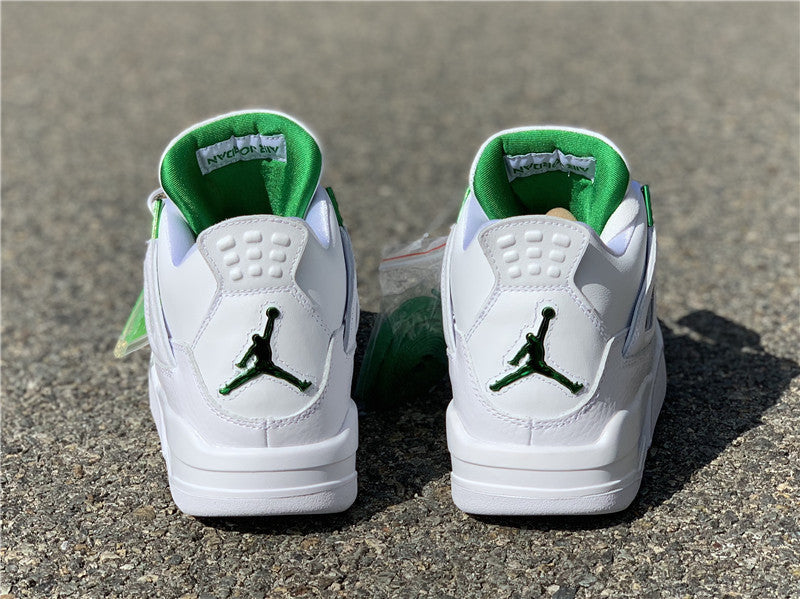 AJ4