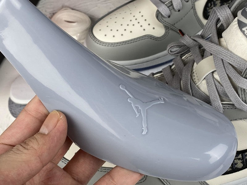 AJ1 High