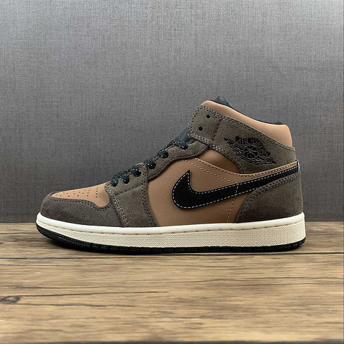 AJ1 Mid