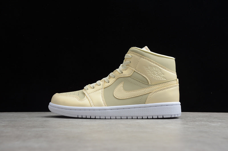 AJ1 Mid