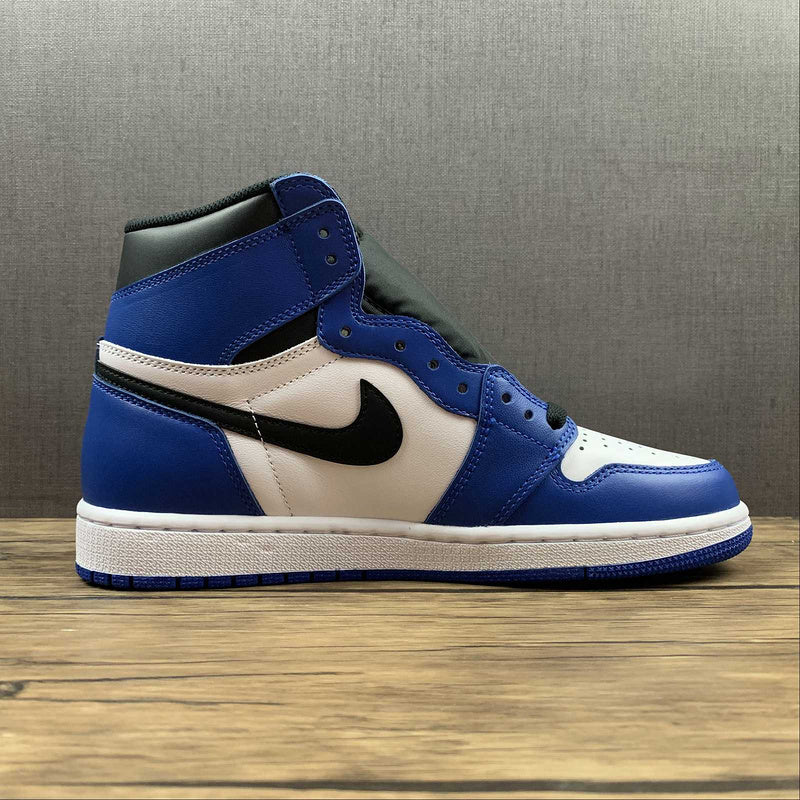 AJ1 High