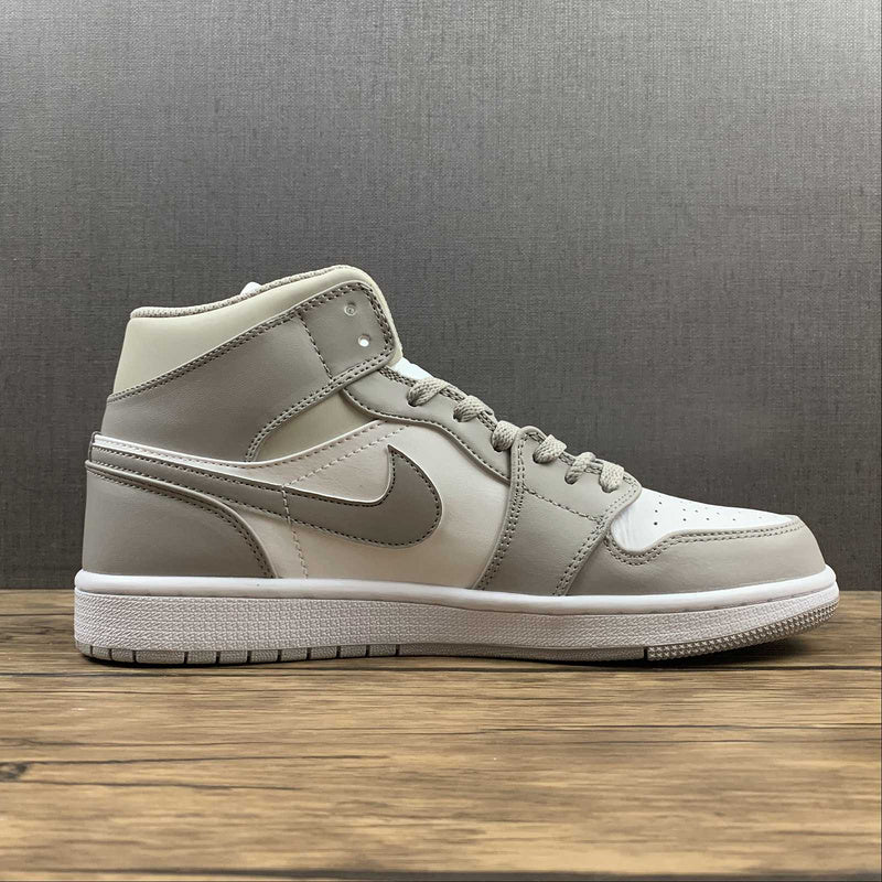 AJ1 Mid