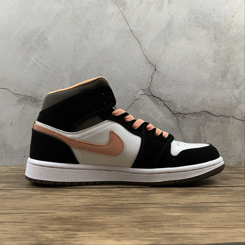 AJ1 Mid