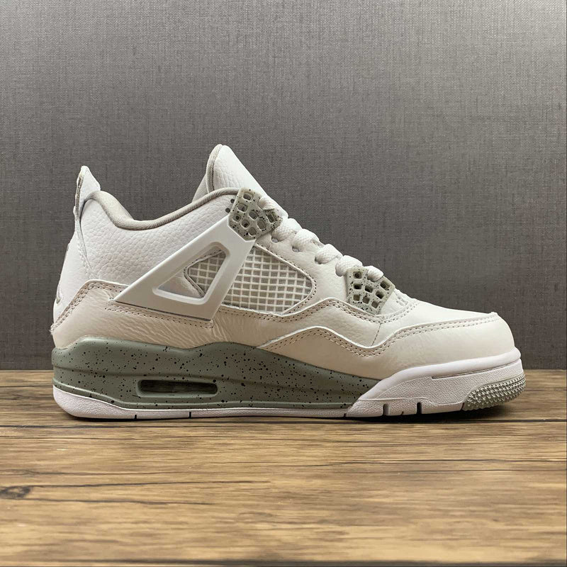 AJ4