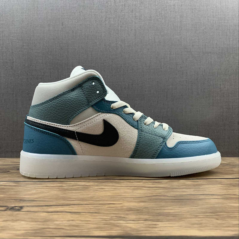 AJ1 Mid