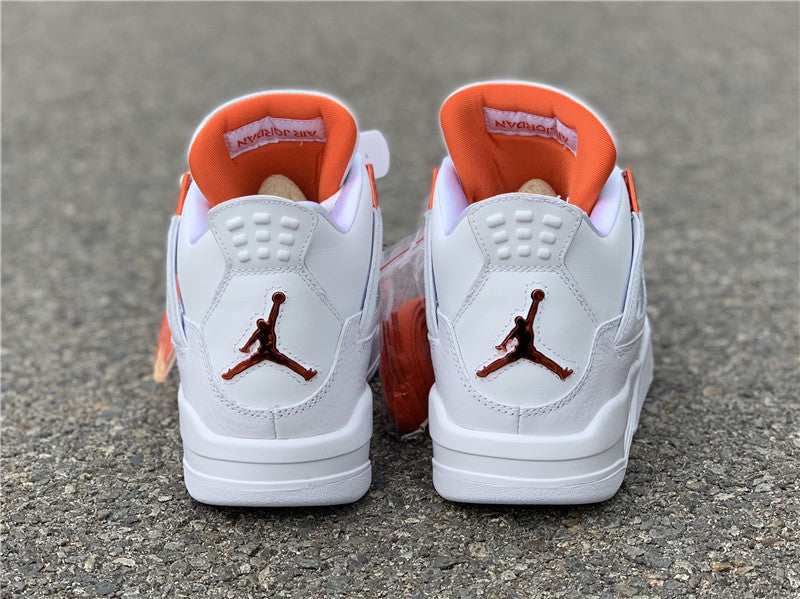 AJ4