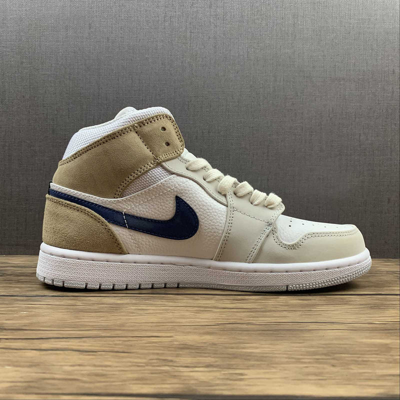 AJ1 Mid