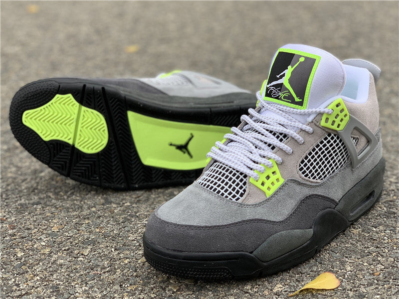 AJ4