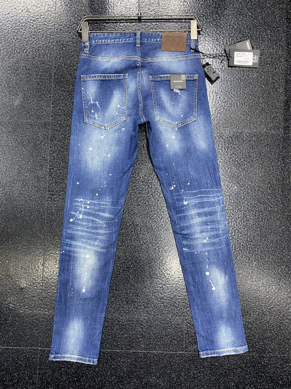 D2 Jeans