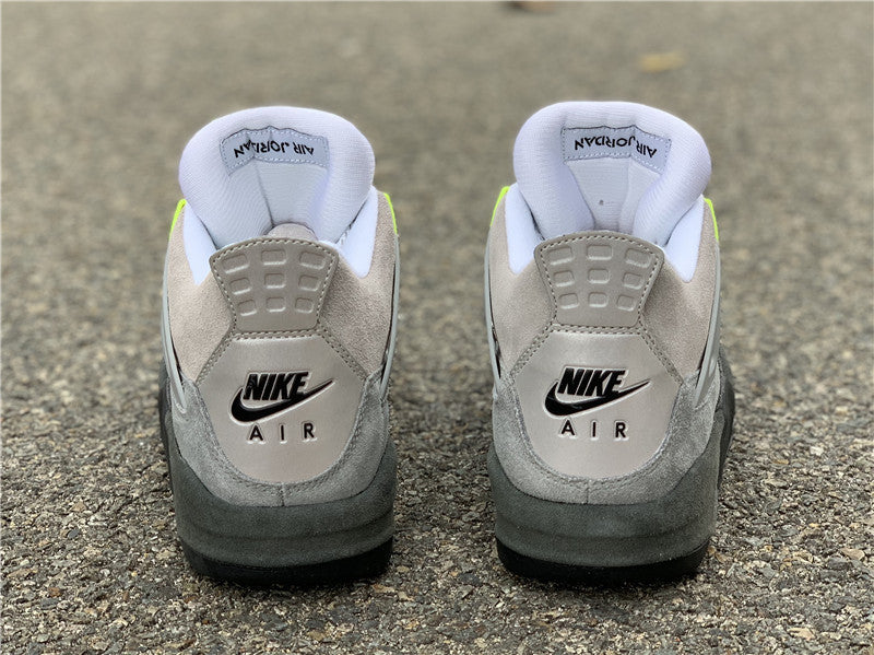 AJ4