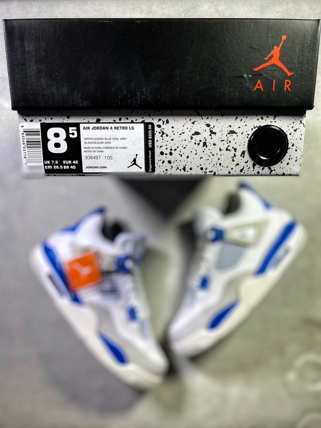 AJ4