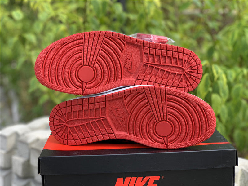 AJ1 High