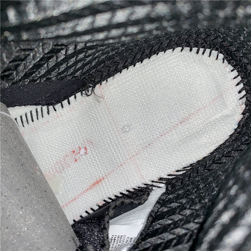 AJ4