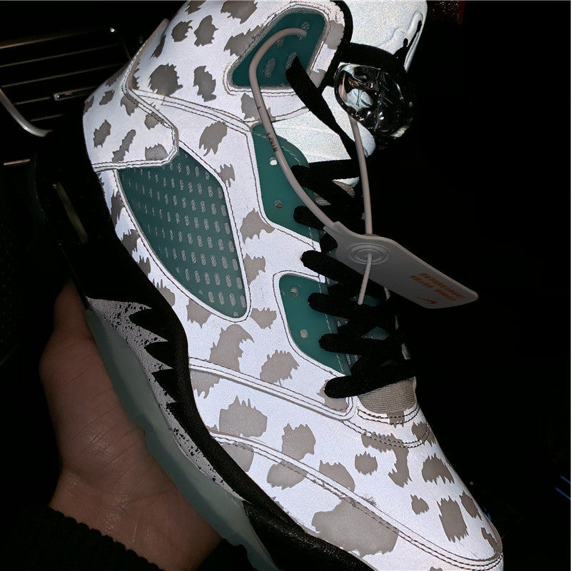 AJ4