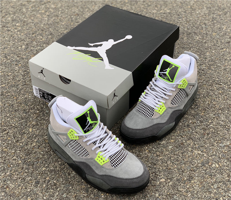 AJ4
