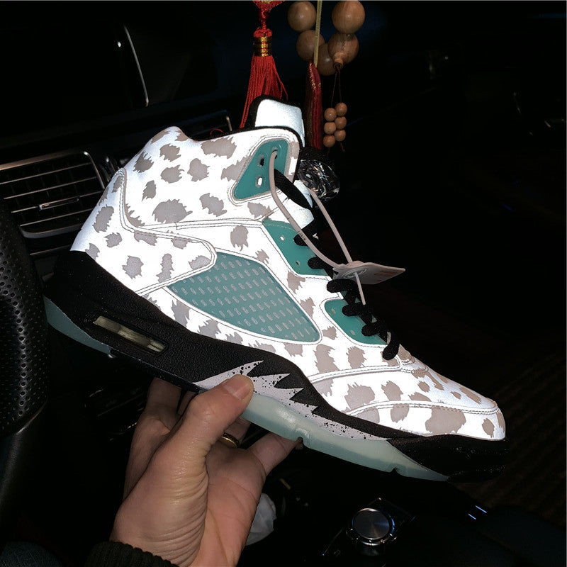 AJ4