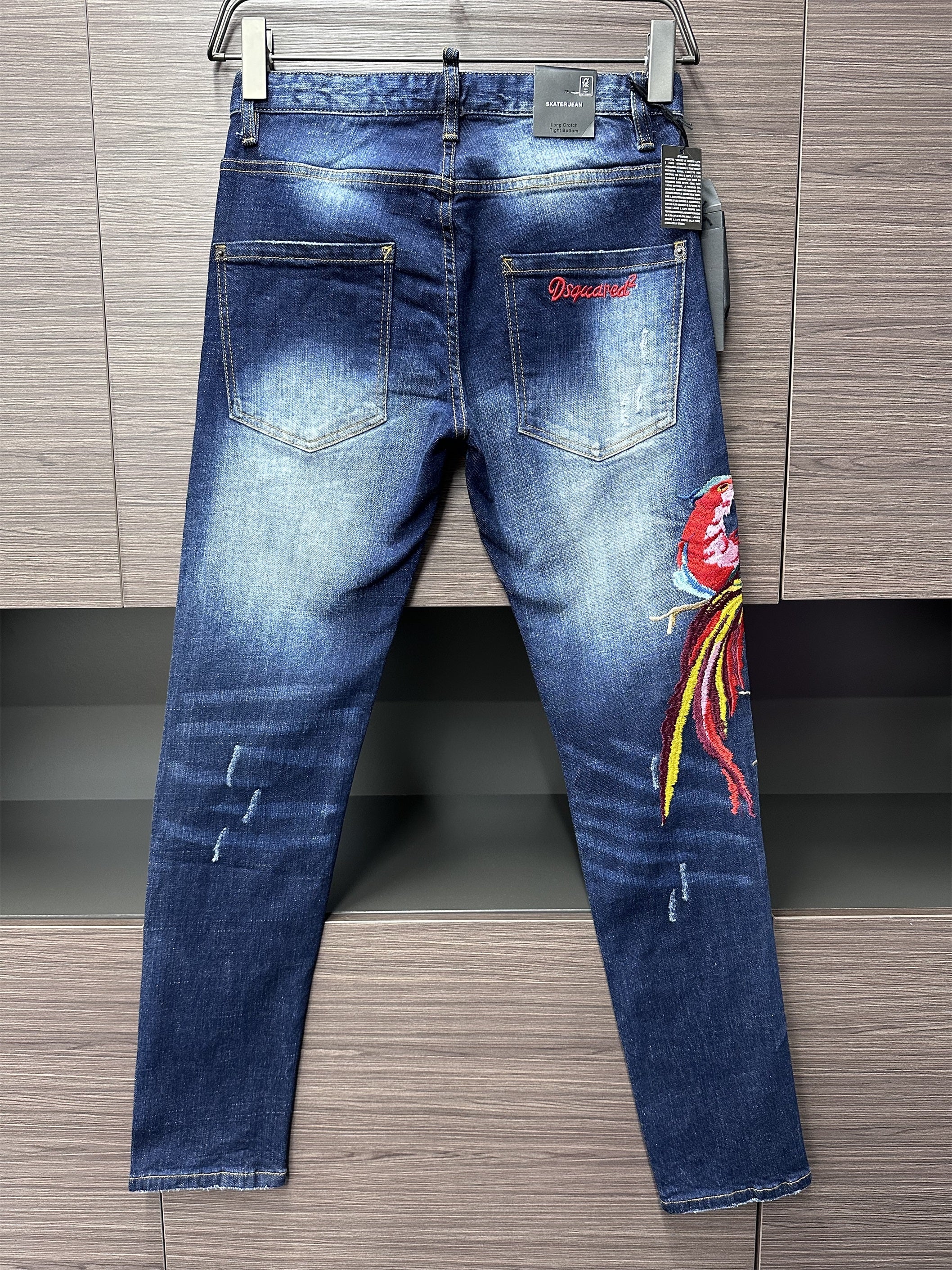 D2 Jeans